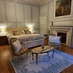 Manoir De Saint Ouen Bed and breakfast
