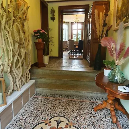 Oda ve Kahvaltı Manoir De Saint Ouen 3*