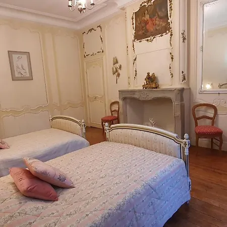 Oda ve Kahvaltı Manoir De Saint Ouen 3*